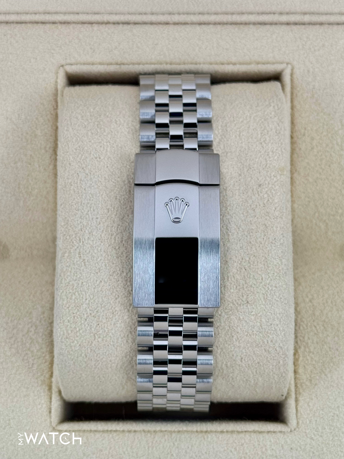 2023 Rolex Datejust 41mm 126334 Stainless Steel Jubilee Silver Dial