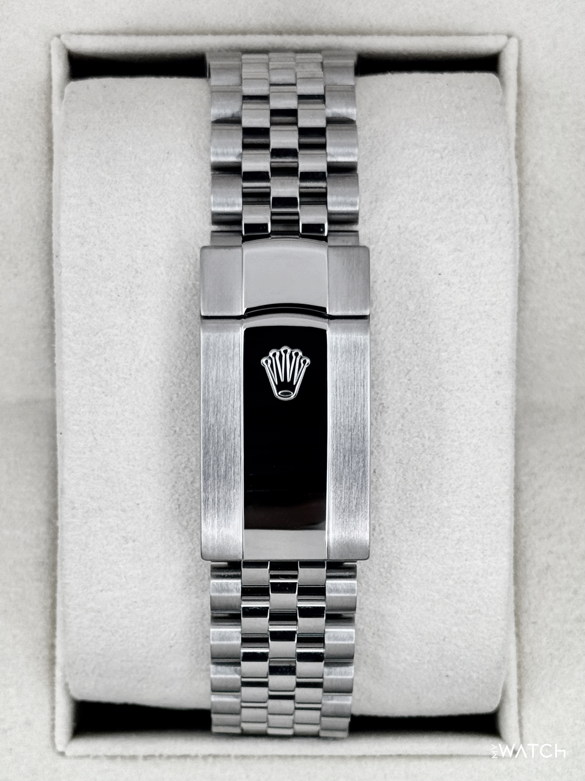 2024 Rolex Datejust 41mm 126300 Stainless Steel Jubilee Rhodium Dial