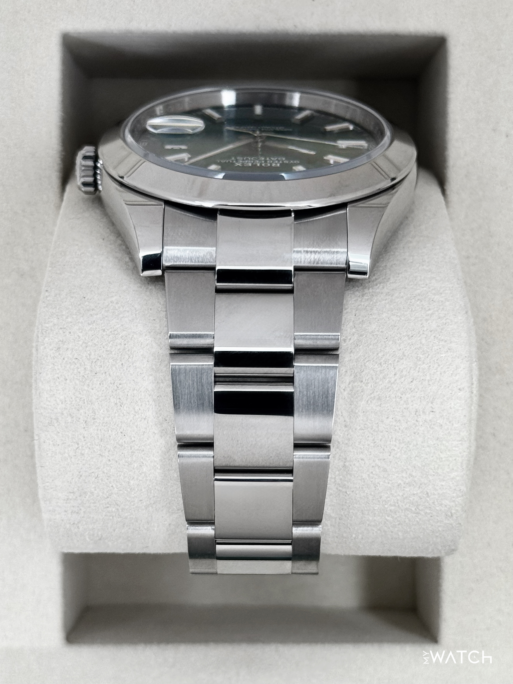 NEW 2026 Rolex Datejust 41mm 126300 Stainless Steel Oyster Green Dial