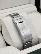 2019 Rolex Submariner Hulk 40mm 116610LV Green Dial