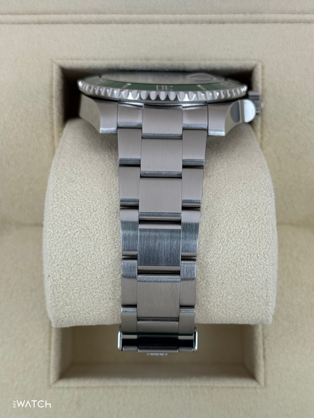 2018 Rolex Submariner “Hulk” 40mm 116610LV Green Dial