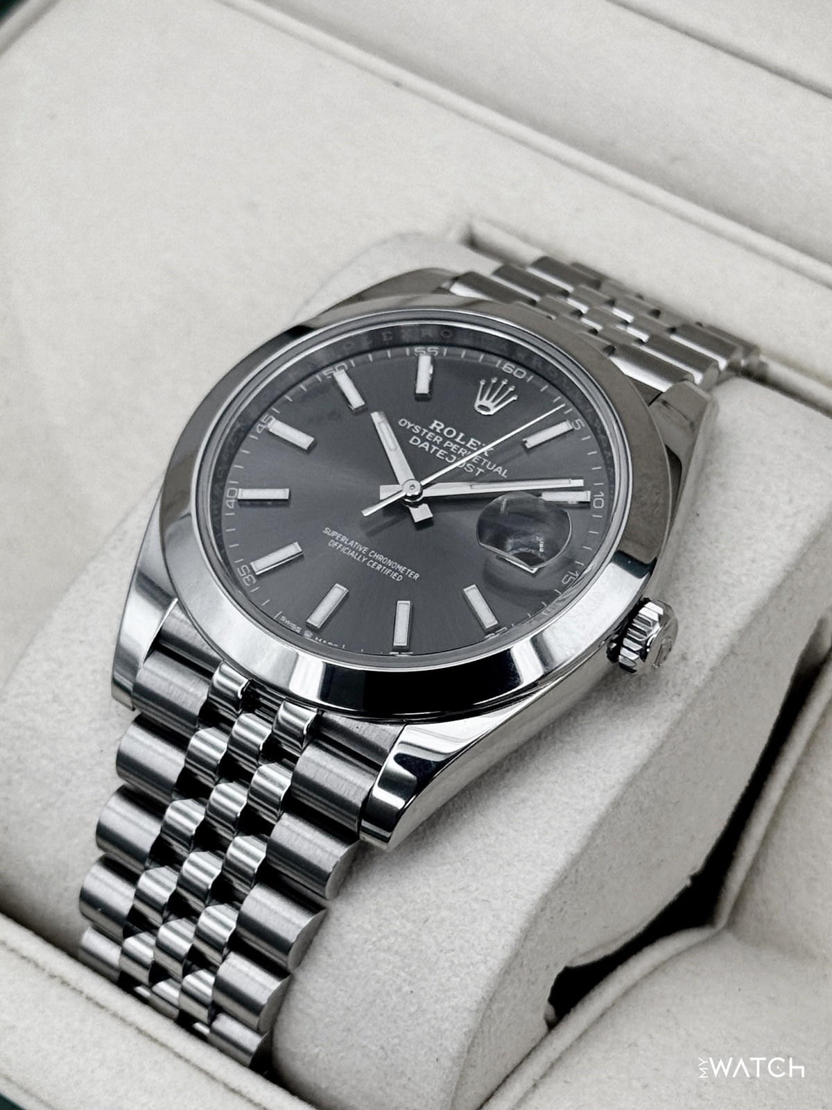2024 Rolex Datejust 41mm 126300 Stainless Steel Jubilee Rhodium Dial