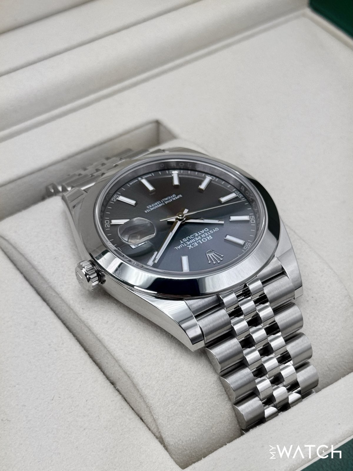 NEW 2026 Rolex Datejust 41mm 126300 Stainless Steel Jubilee Rhodium Dial