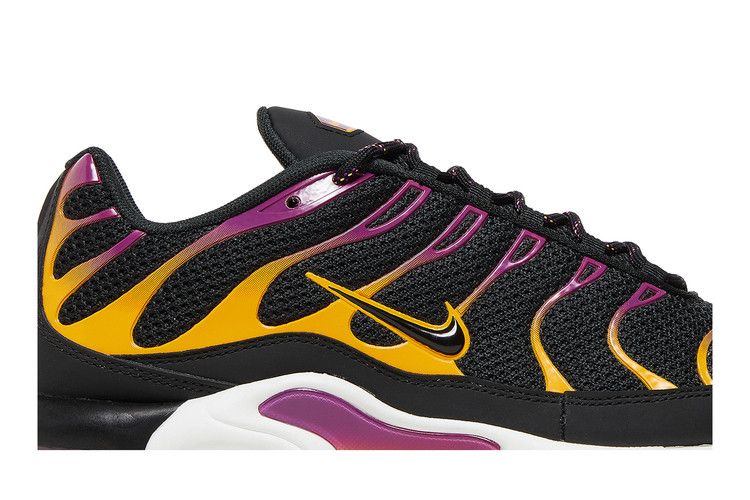 Nike Air Max Plus University Gold Viotech Purple