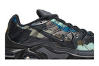 Nike Air Max Plus Off Noir Black Enamel Green