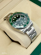 2018 Rolex Submariner “Hulk” 40mm 116610LV Green Dial