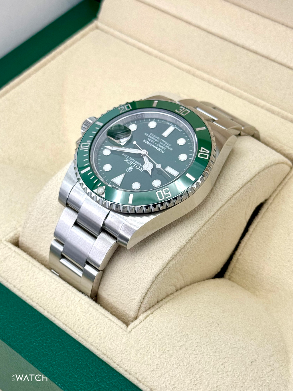 2017 Rolex Submariner "Hulk" 40mm 116610LV Green Dial