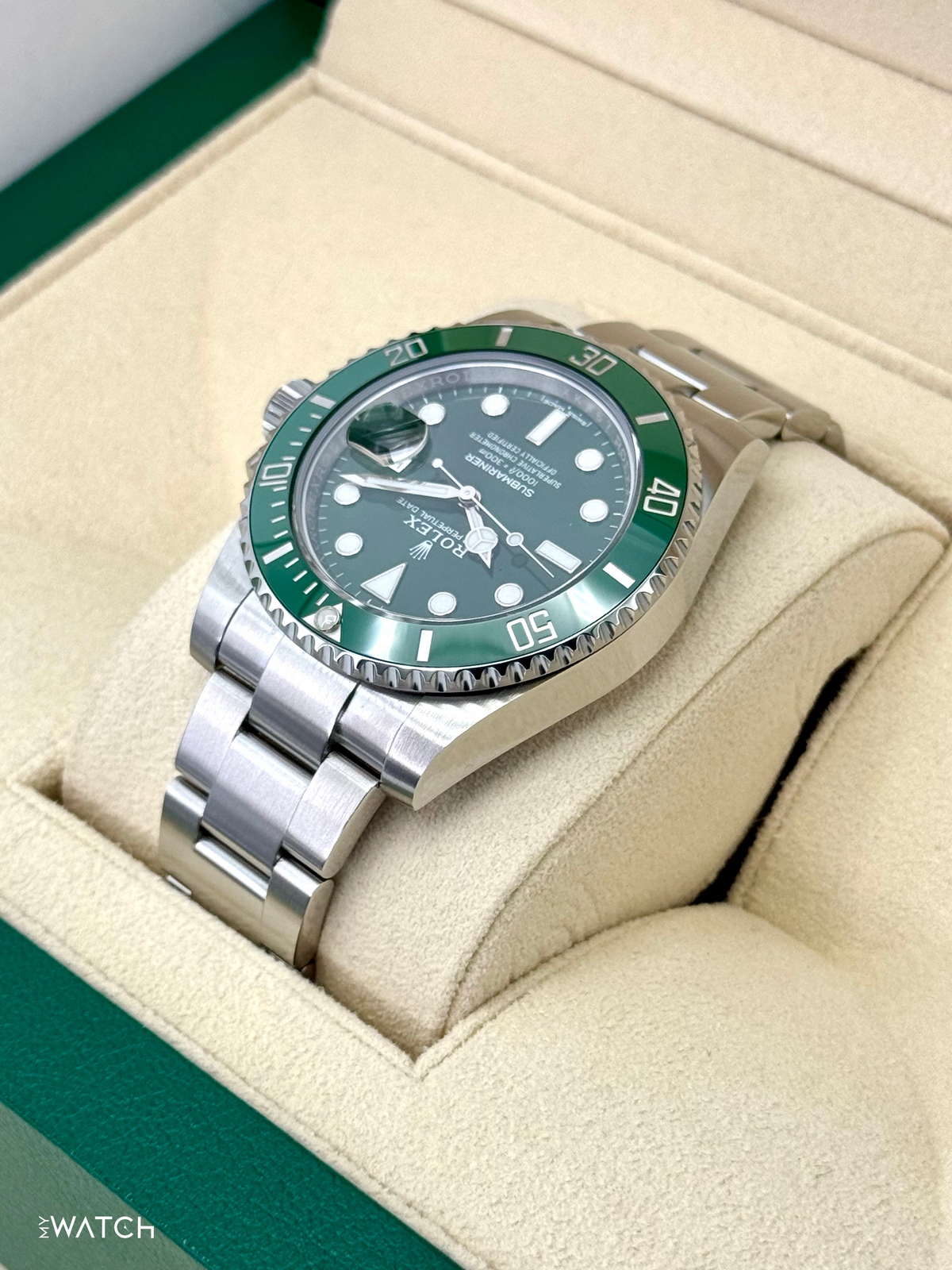 2017 Rolex Submariner "Hulk" 40mm 116610LV Green Dial