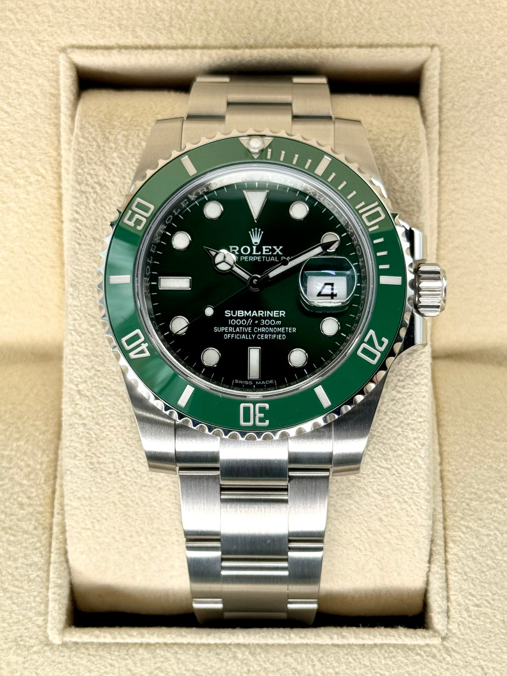 NEW 2020 Rolex Submariner "Hulk" 40mm 116610LV Green Dial