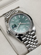 2025 Rolex Datejust 41mm 126334 Stainless Steel Jubilee Green Dial