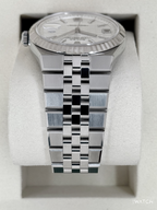 NEW 2026 Rolex Land-Dweller 40mm 127334 Stainless Steel Jubilee White Dial