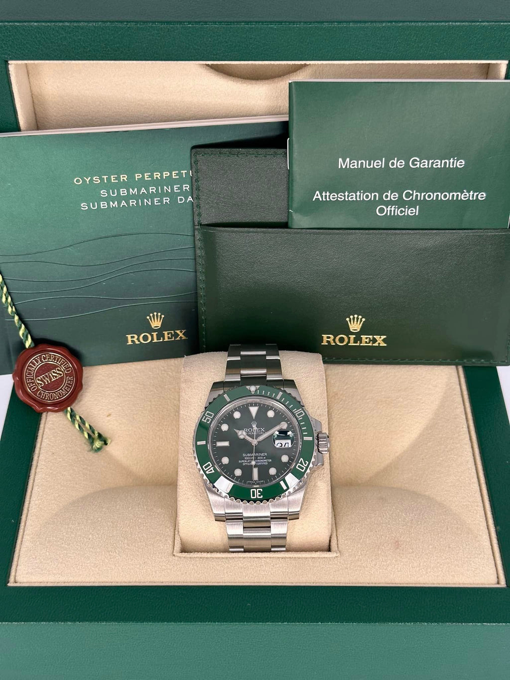 Rolex Submariner "Hulk" 40mm 116610LV Green Dial