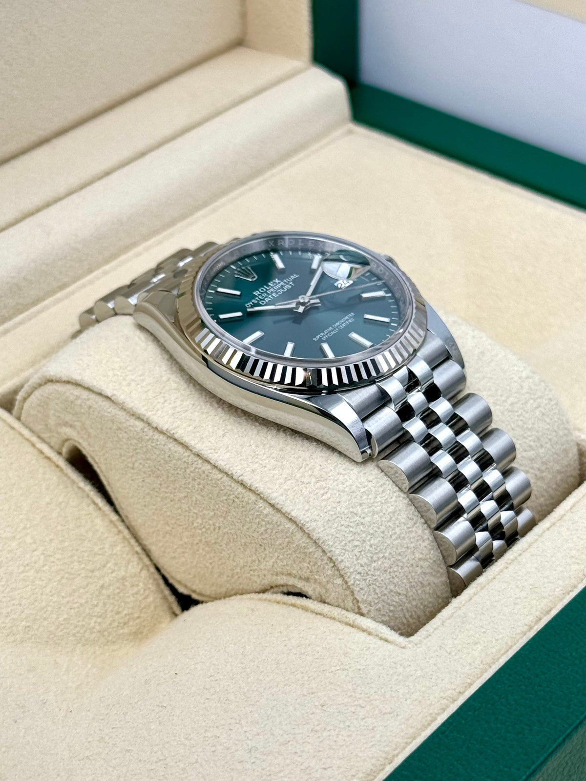 NEW 2023 Rolex Datejust 36mm 126234 Stainless Steel Jubilee Green Dial