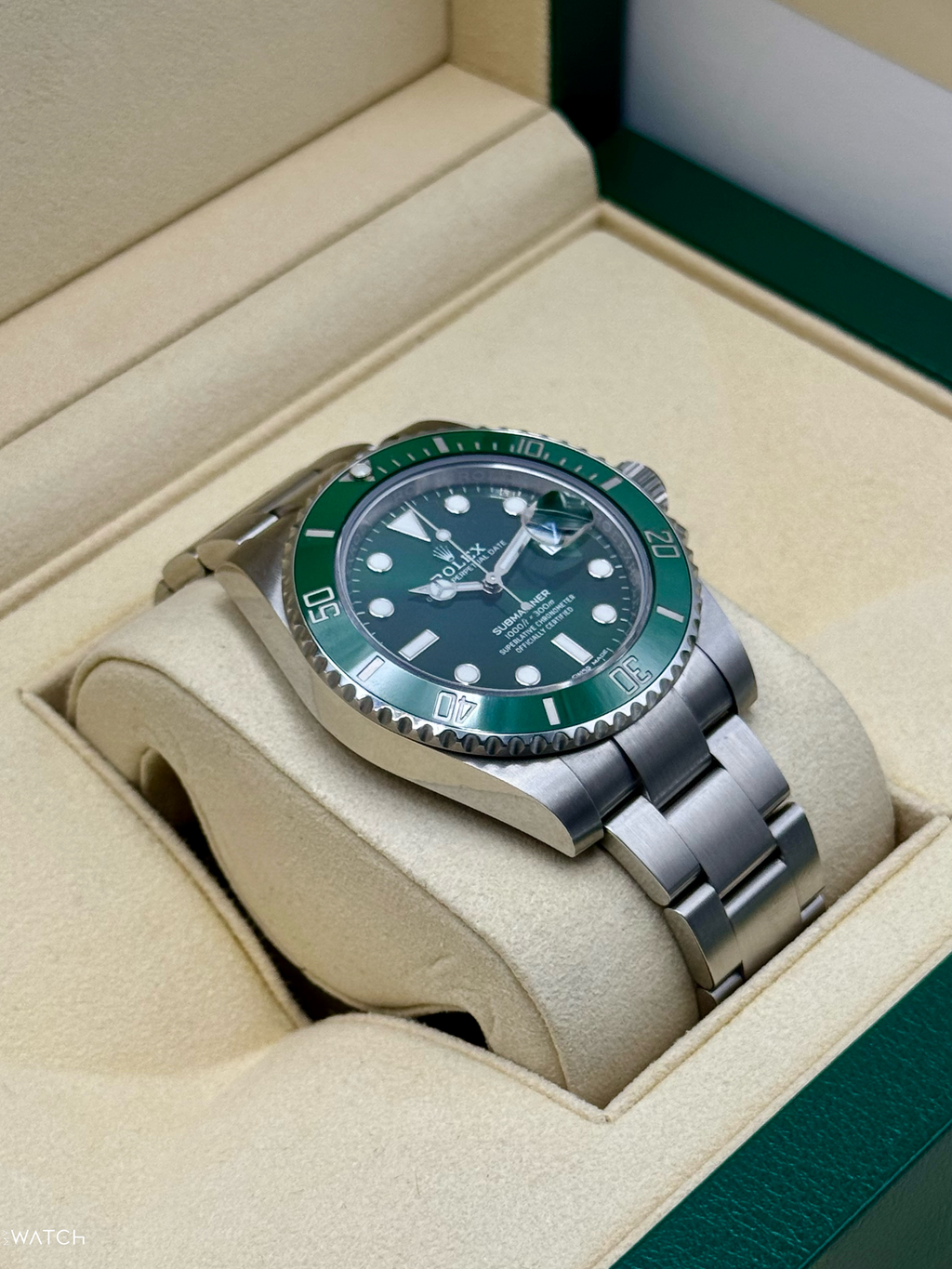 2019 Rolex Submariner “Hulk” 40mm 116610LV Green Dial
