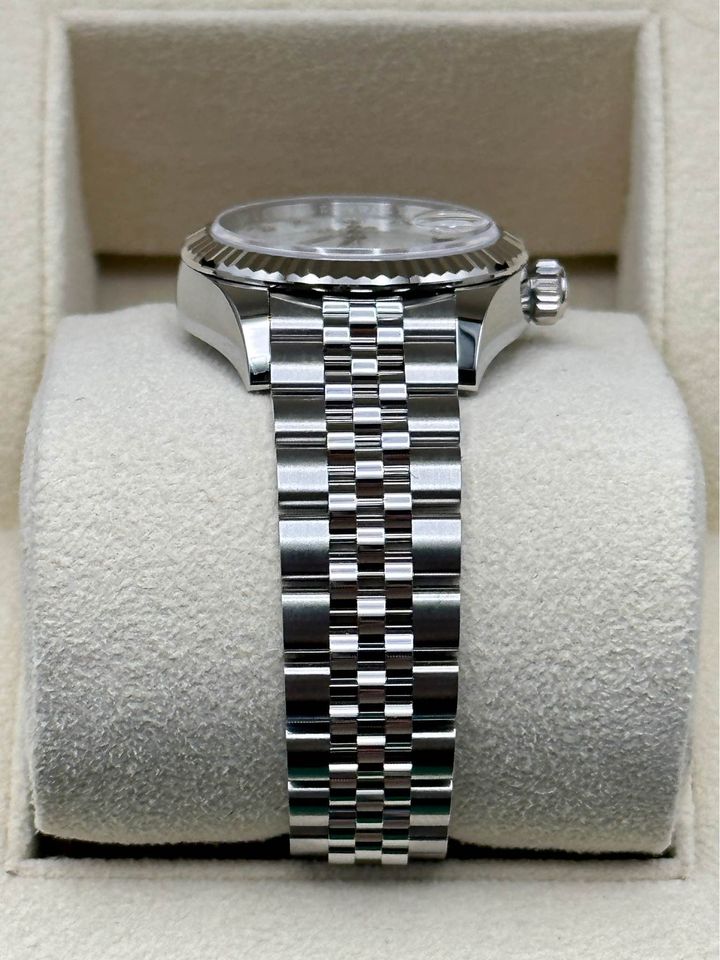 NEW 2022 Rolex Ladies Datejust 28mm 279174 Diamond Mother of Pearl Dial