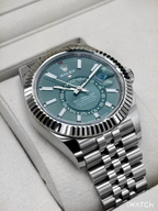 NEW 2026 Rolex Sky-Dweller 42mm 336934 Jubilee Green Dial (STICKERED)