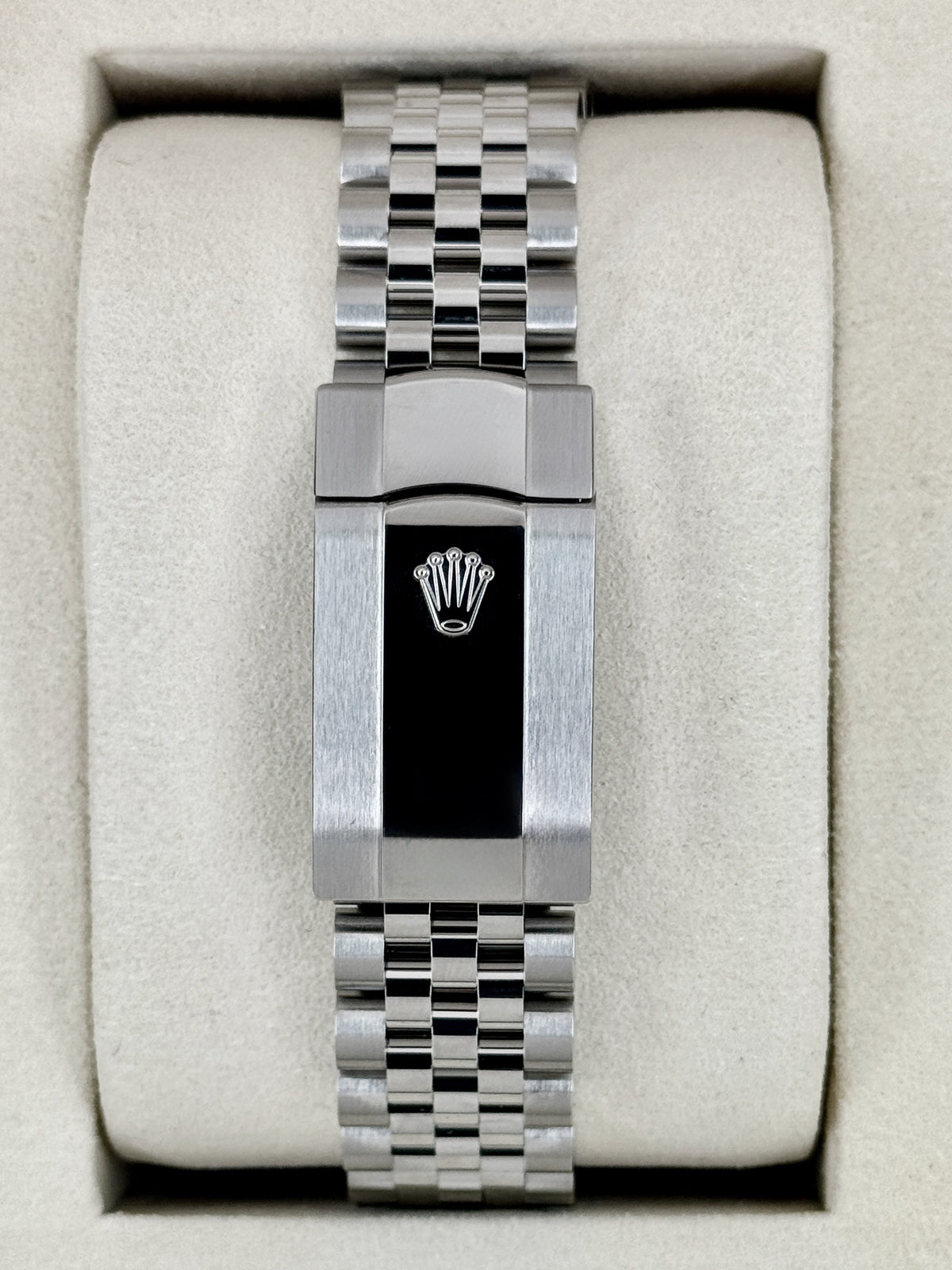 NEW 2025 Rolex Datejust 41mm 126300 Stainless Steel Jubilee Silver Dial