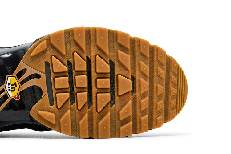 Nike Air Max Plus Black Gum Light Brown