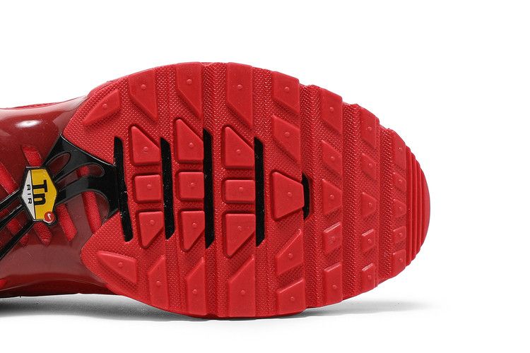 Nike Air Max Plus University Red Chile Red