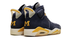 Jordan 6 Retro "Michigan Wolverines PE" DV3982 1207710 SZ