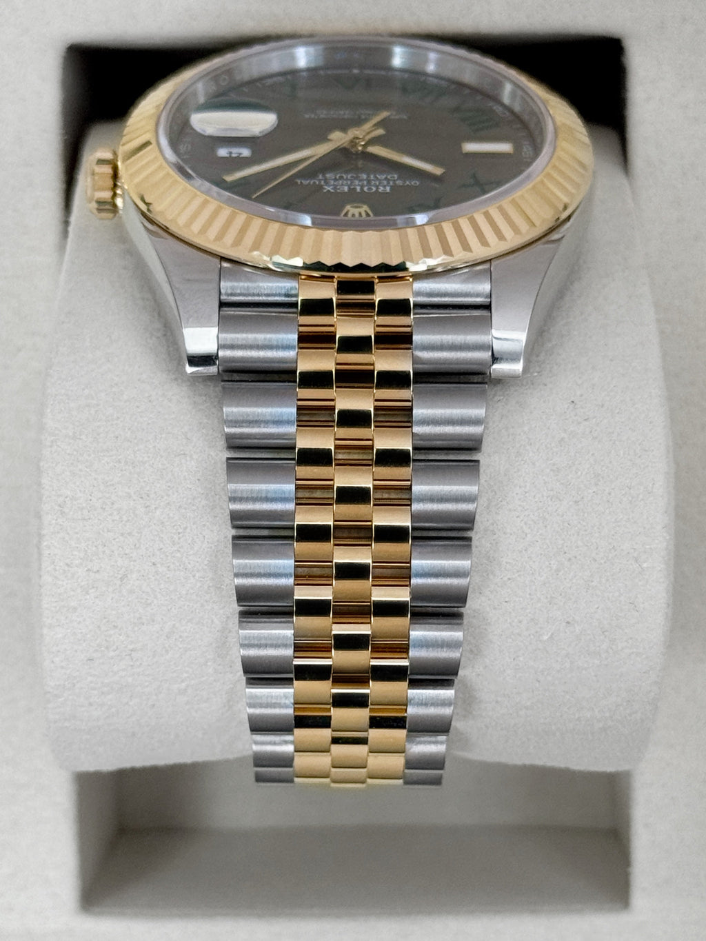 NEW 2026 Rolex Datejust 41mm 126333 Two-Tone Jubilee Wimbledon Dial