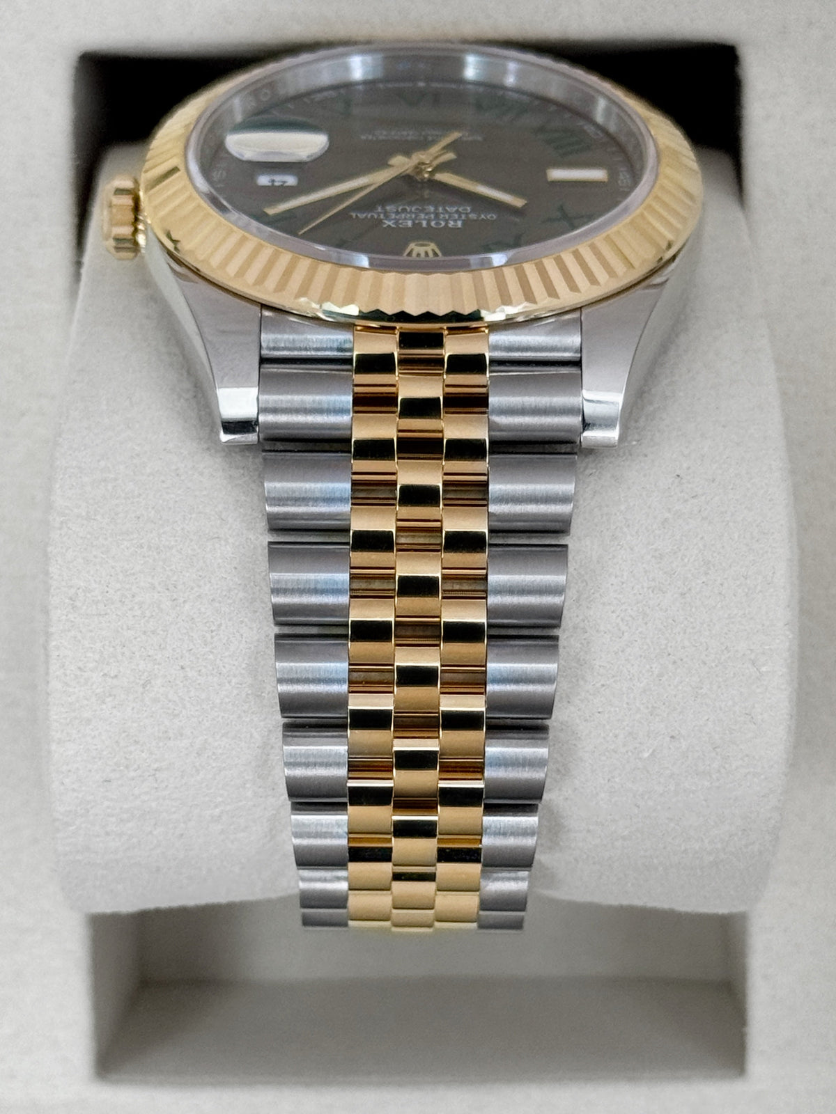 NEW 2026 Rolex Datejust 41mm 126333 Two-Tone Jubilee Wimbledon Dial
