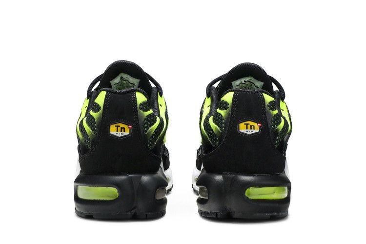 Nike Air Max Plus Black Dark Grey Volt