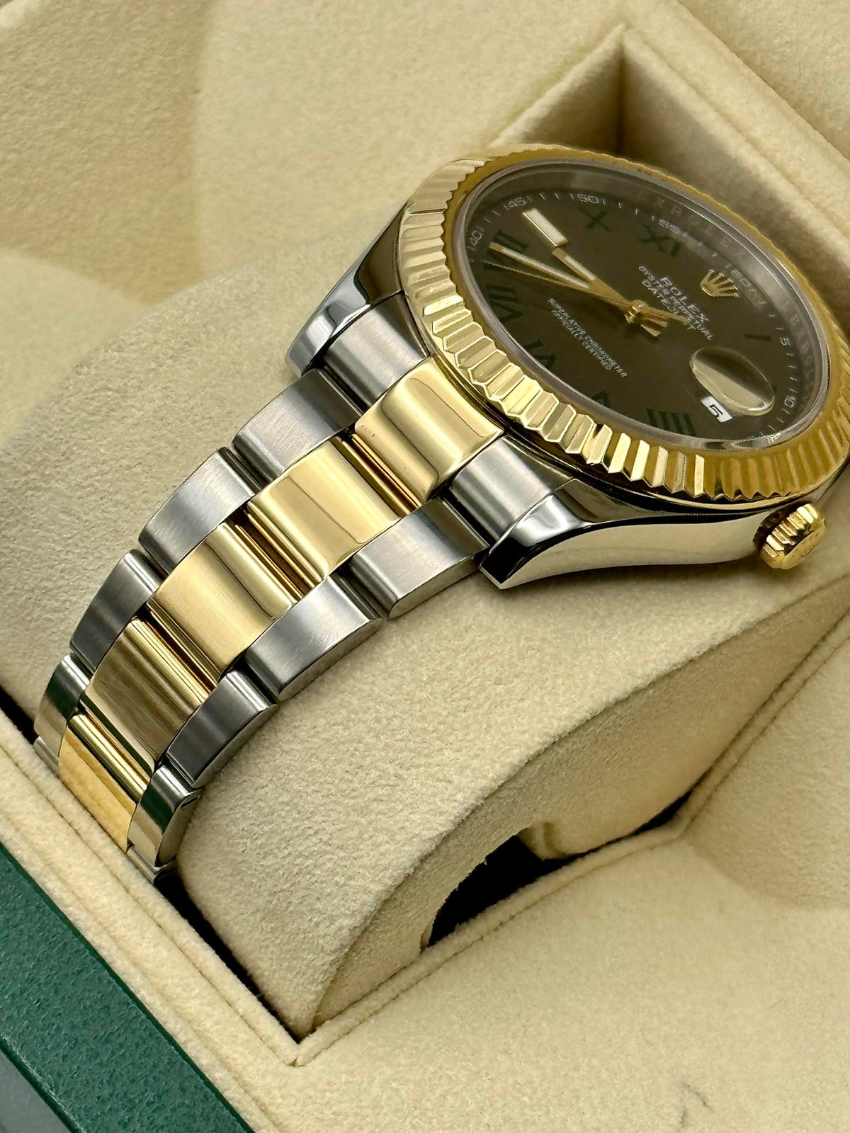 2016 Rolex Datejust 41mm 116333 Two-Tone Oyster Wimbledon Dial