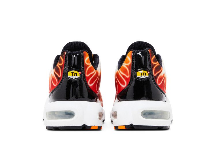 Nike Air Max Plus Light Photography