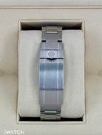NEW OLD STOCK 2020 Rolex Submariner “Hulk” 40mm 116610LV Green Dial