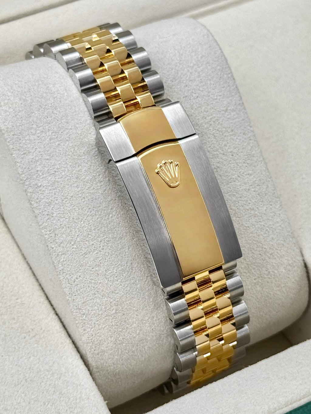 NEW 2026 Rolex Datejust 36mm 126233 Two-Tone Jubilee Green Diamond Dial