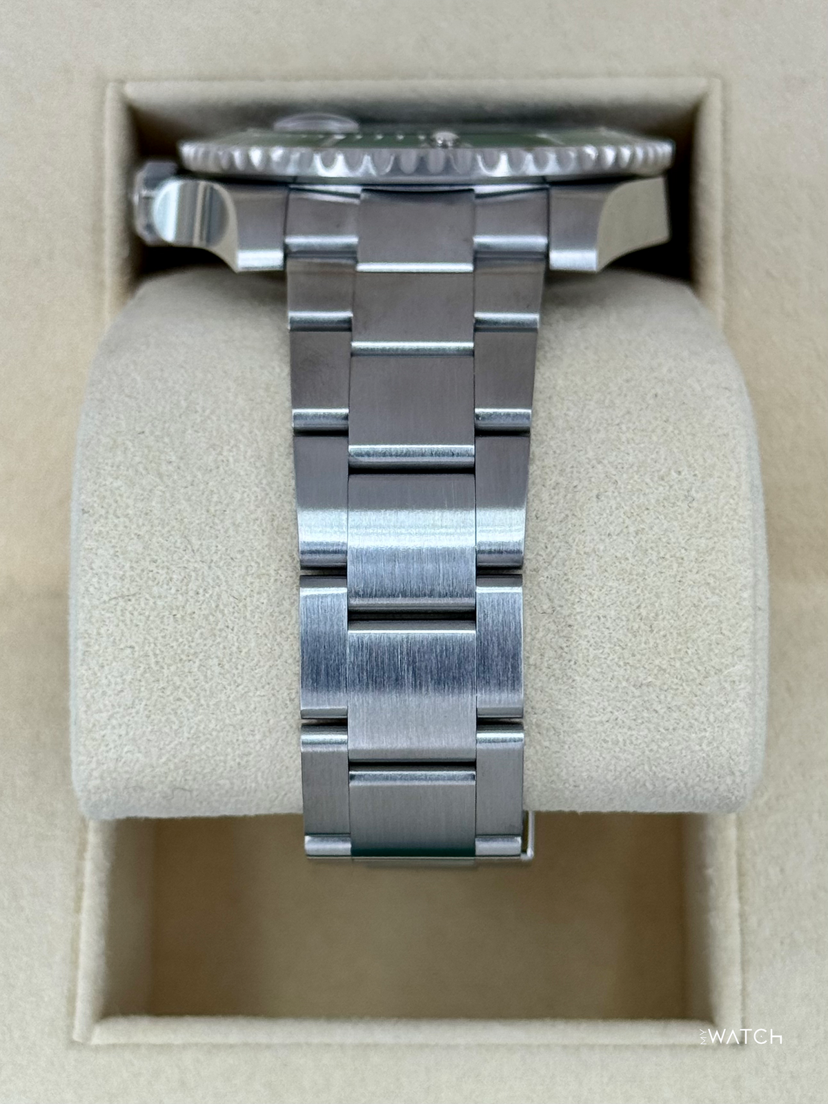 2019 Rolex Submariner “Hulk” 40mm 116610LV Green Dial