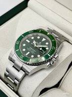 2017 Rolex Submariner “Hulk” 40mm 116610LV Green Dial