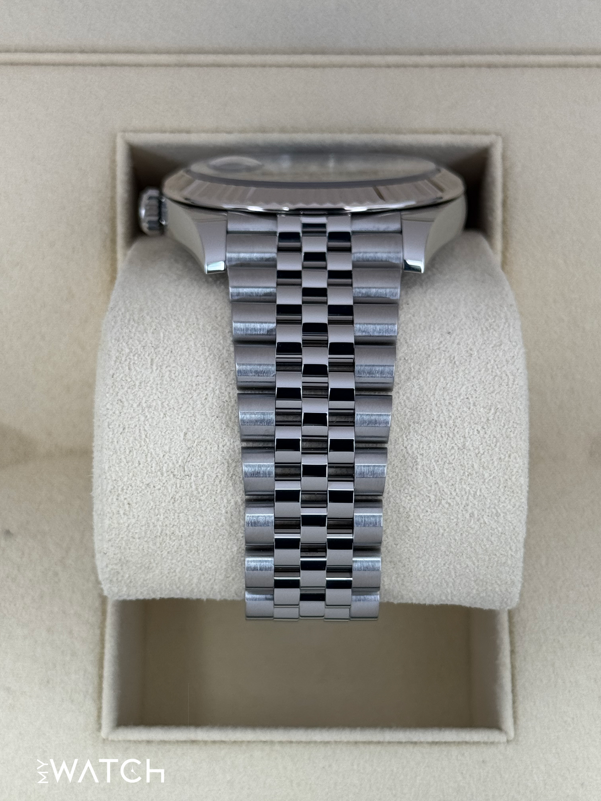 2022 Rolex Datejust 41mm 126334 Stainless Steel Jubilee Blue Dial