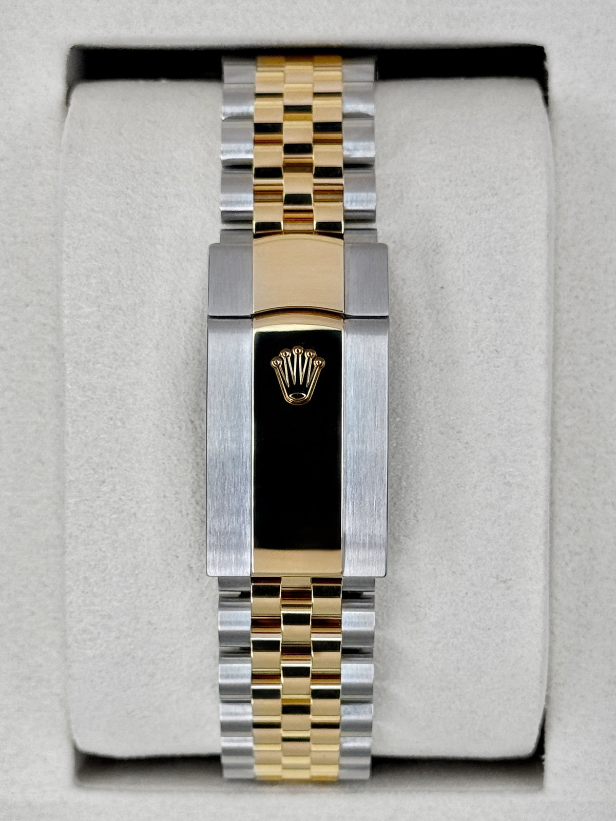 NEW 2026 Rolex Datejust 41mm 126333 Two-Tone Jubilee Wimbledon Dial
