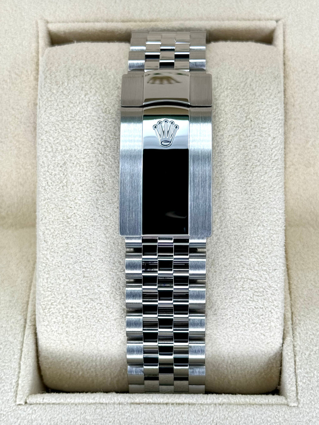 2023 Rolex Datejust 41mm 126334 Stainless Steel Jubilee Wimbledon Dial