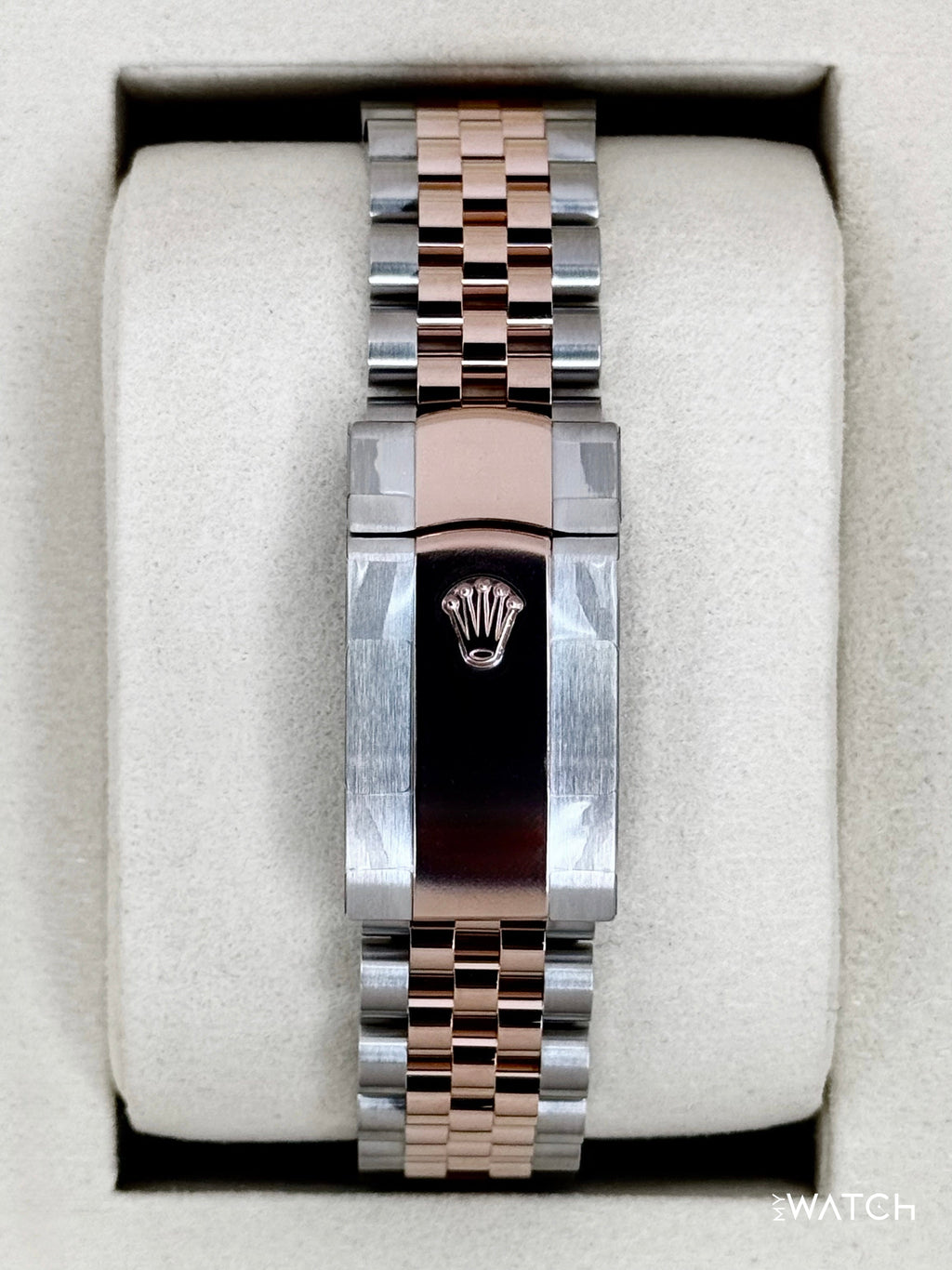 NEW 2026 Rolex Datejust 36mm 126231 Two-Tone MOP Diamond Dial (STICKERED)