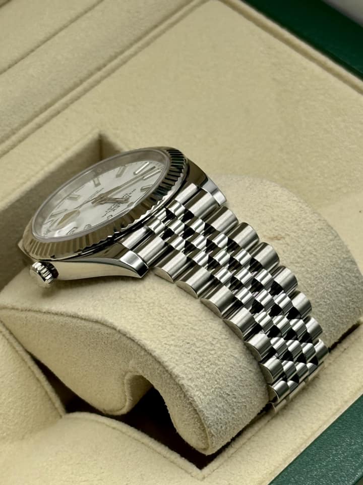 2017 Rolex Datejust 41mm 126334 Jubilee White Stick Dial