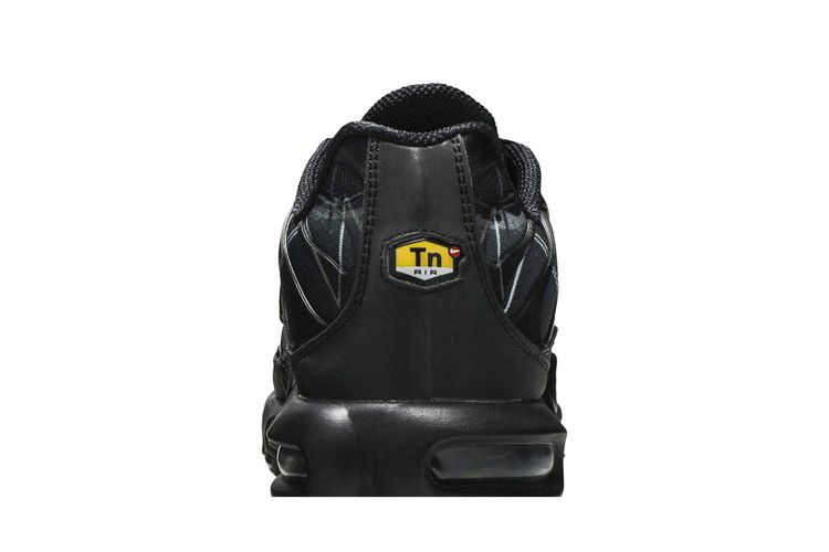 Nike Air Max Plus La Requin Black