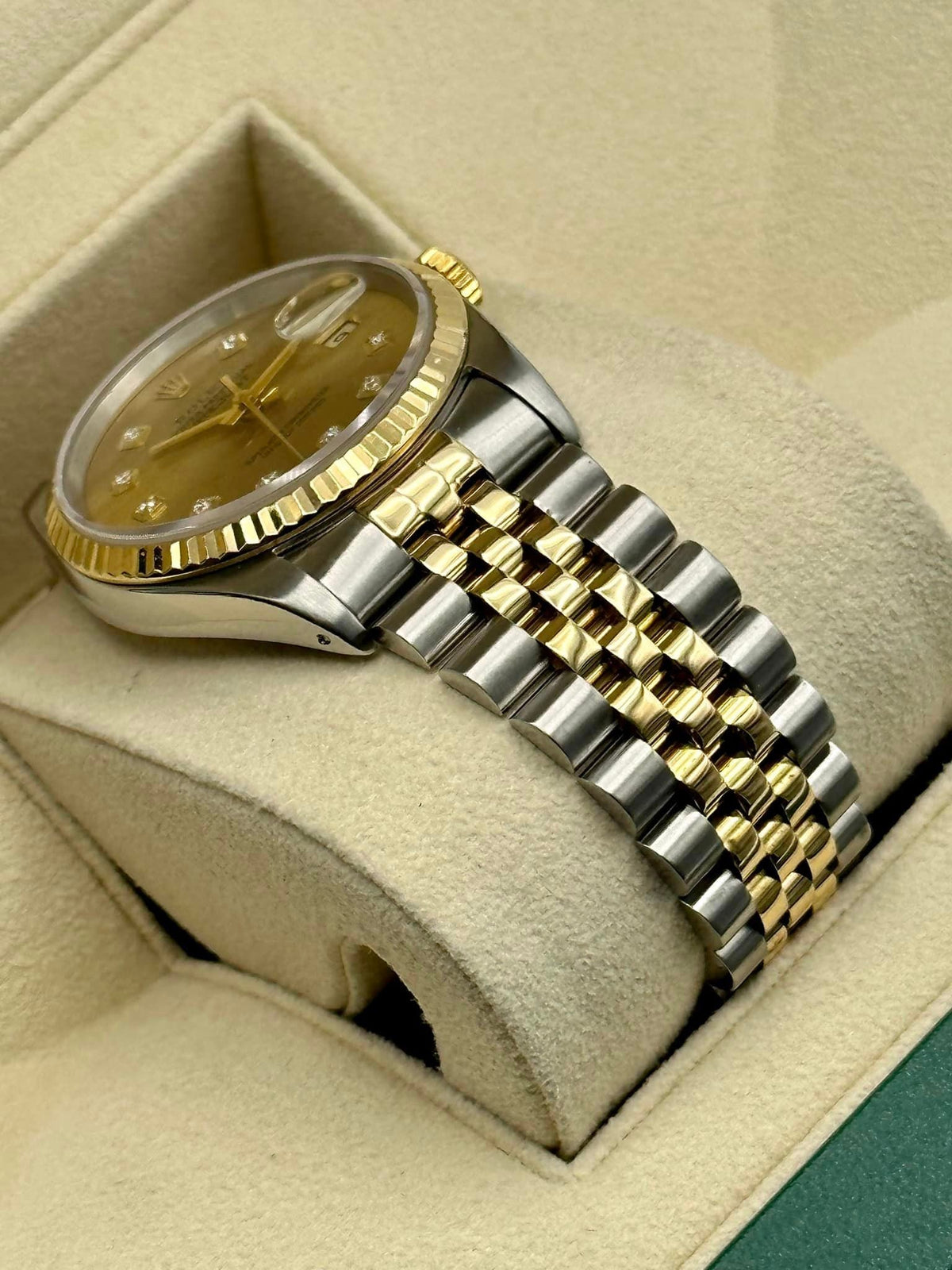 Rolex Datejust 36mm 16233 Two-Tone Jubilee Champagne Diamond Dial