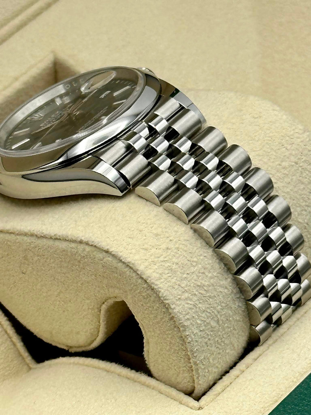 NEW 2025 Rolex Datejust 36mm 126200 Jubilee Mint Green Dial