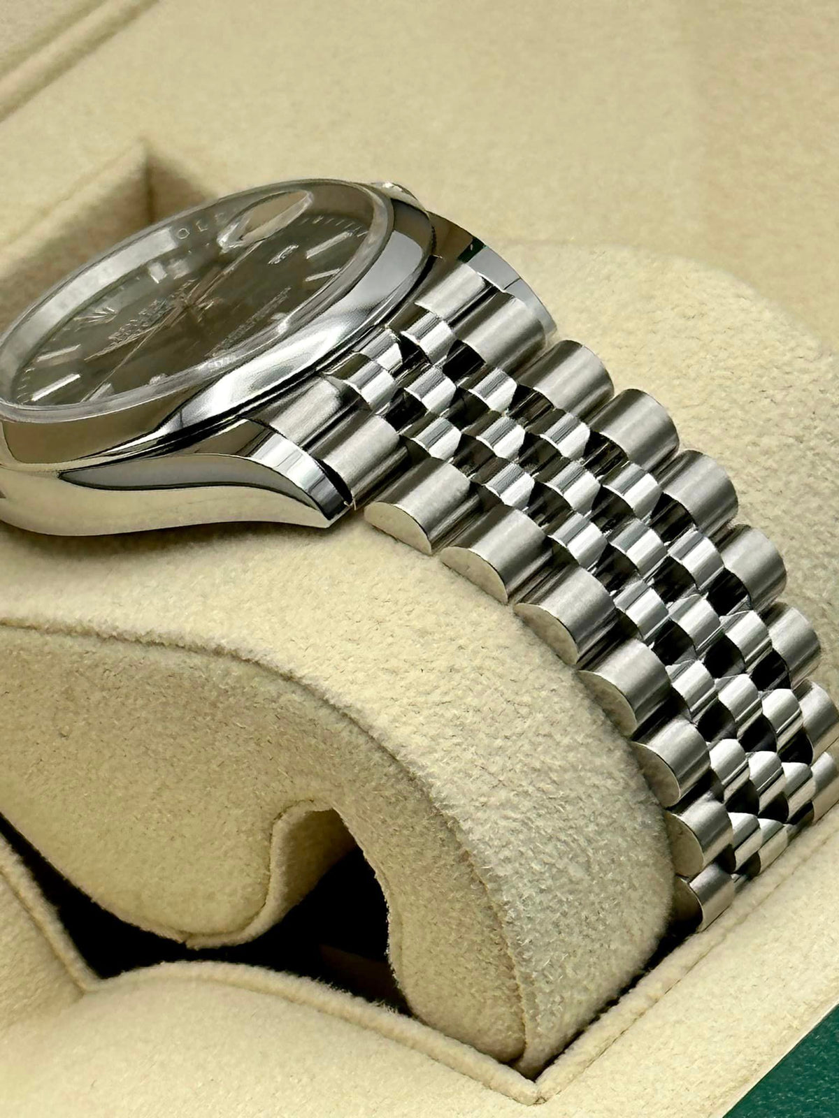 NEW 2025 Rolex Datejust 36mm 126200 Jubilee Mint Green Dial