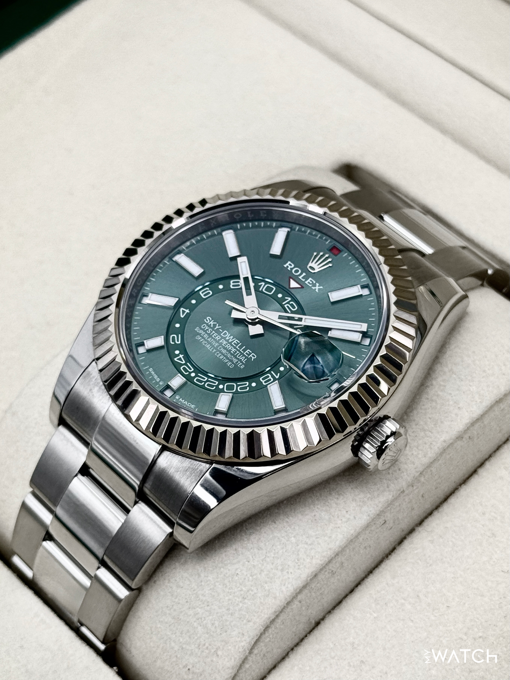 2025 Rolex Sky-Dweller 42mm 336934 Oyster Green Dial