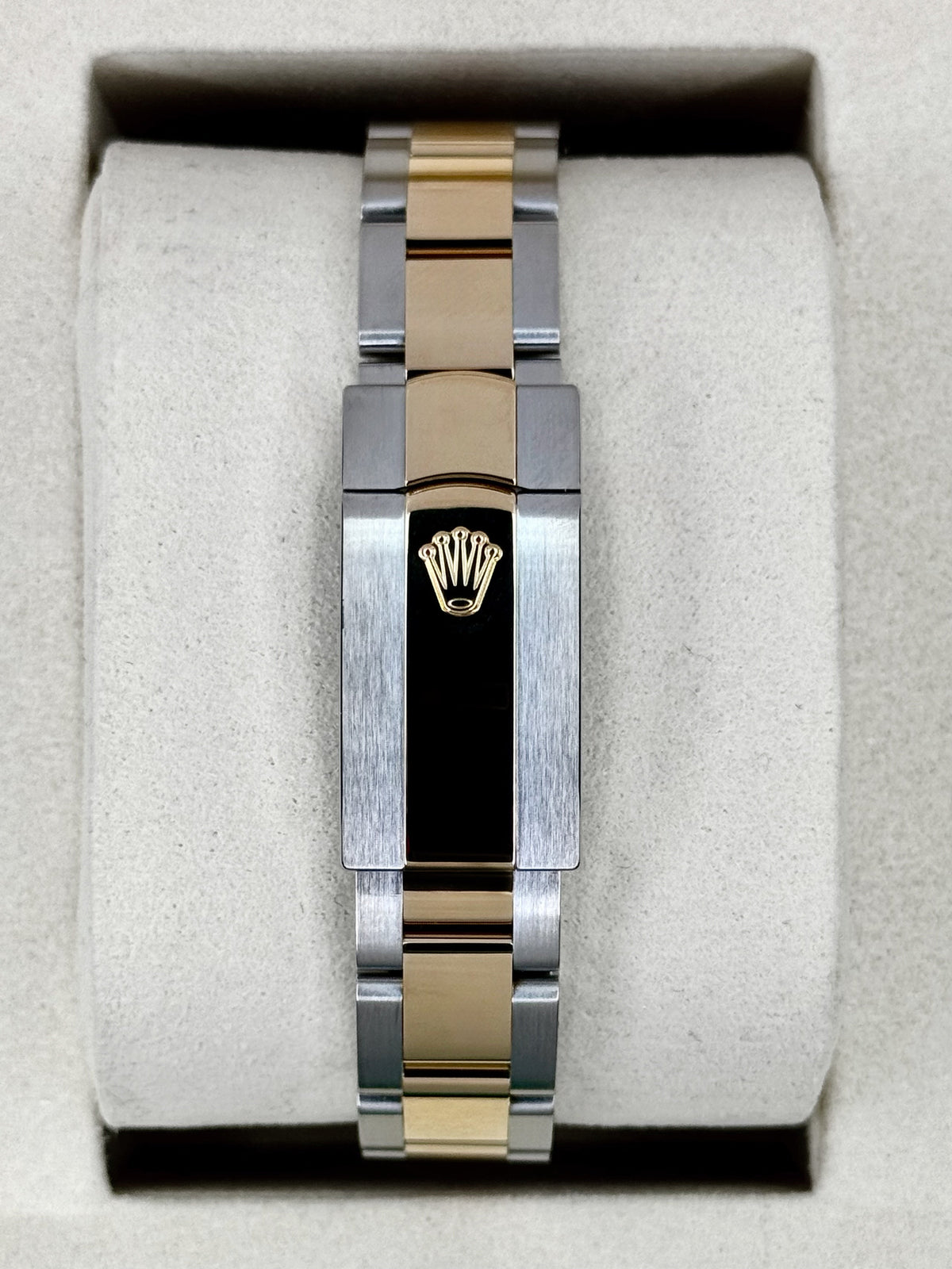 NEW 2026 Rolex Datejust 31mm 278273 Two-Tone Oyster Silver Diamond Dial