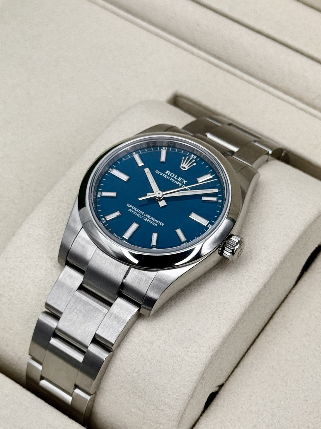 NEW 2026 Rolex Oyster Perpetual 34mm 124200 Stainless Steel Med Blue Dial