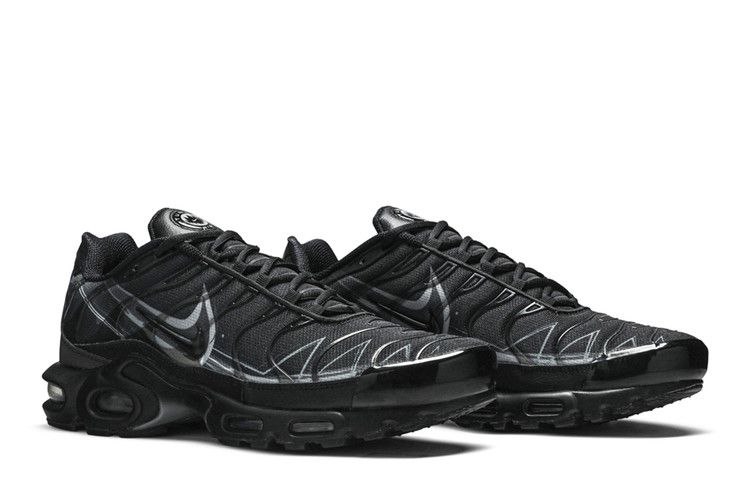 Nike Air Max Plus La Requin Black