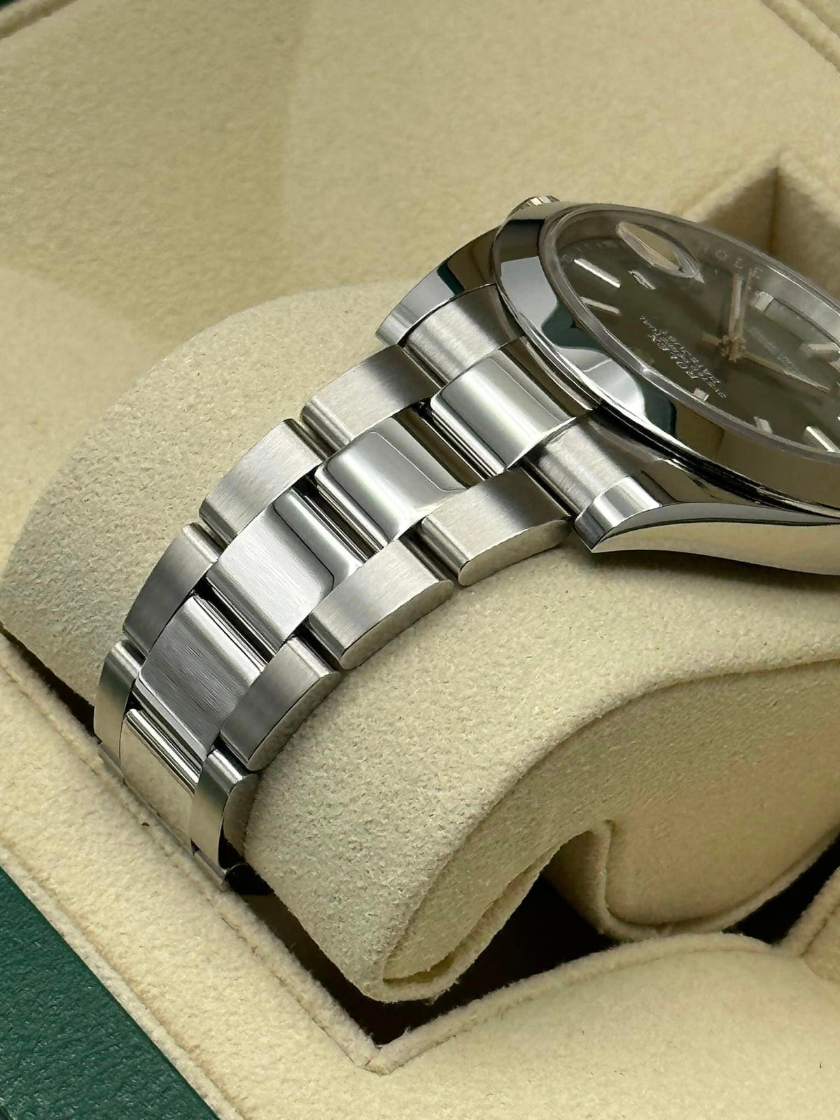 2022 Rolex Datejust 41mm 126300 Oyster Green Dial