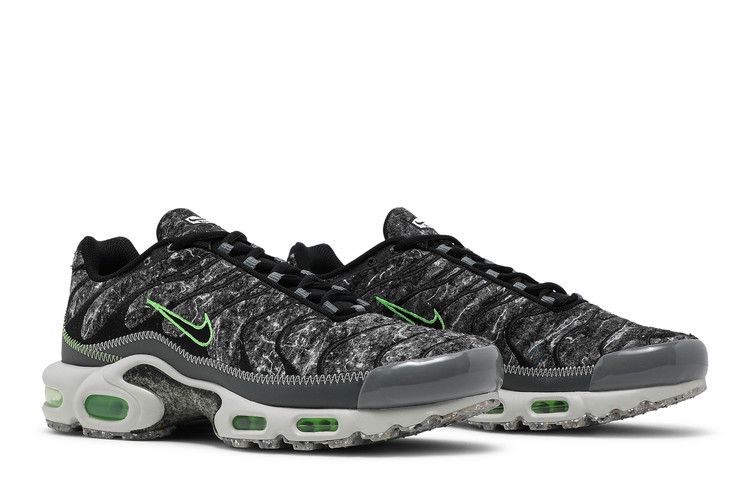 Nike Air Max Plus Essential Crater Green