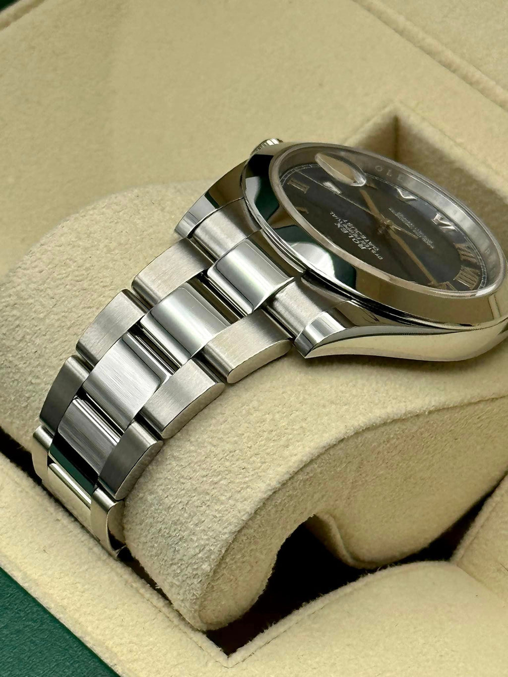 NEW Rolex 2023 Datejust 41mm 126300 Oyster Blue Roman Numeral Dial