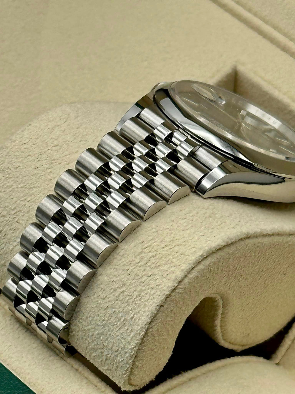 NEW 2025 Rolex Datejust 36mm 126200 Jubilee Mint Green Dial